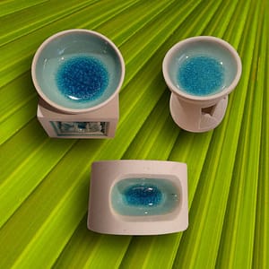 Petit bruleur à huile en grès à fond bleu au choix