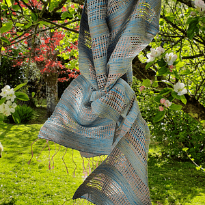 Echarpe en soie couleur bleue et rose